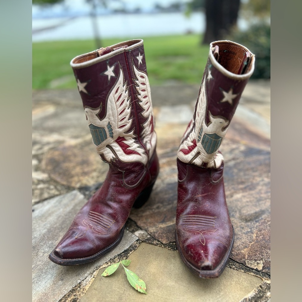 Size 8 1/2 leather boots